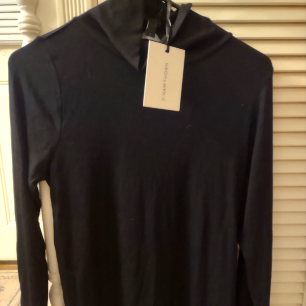 Stretchy black turtle neck